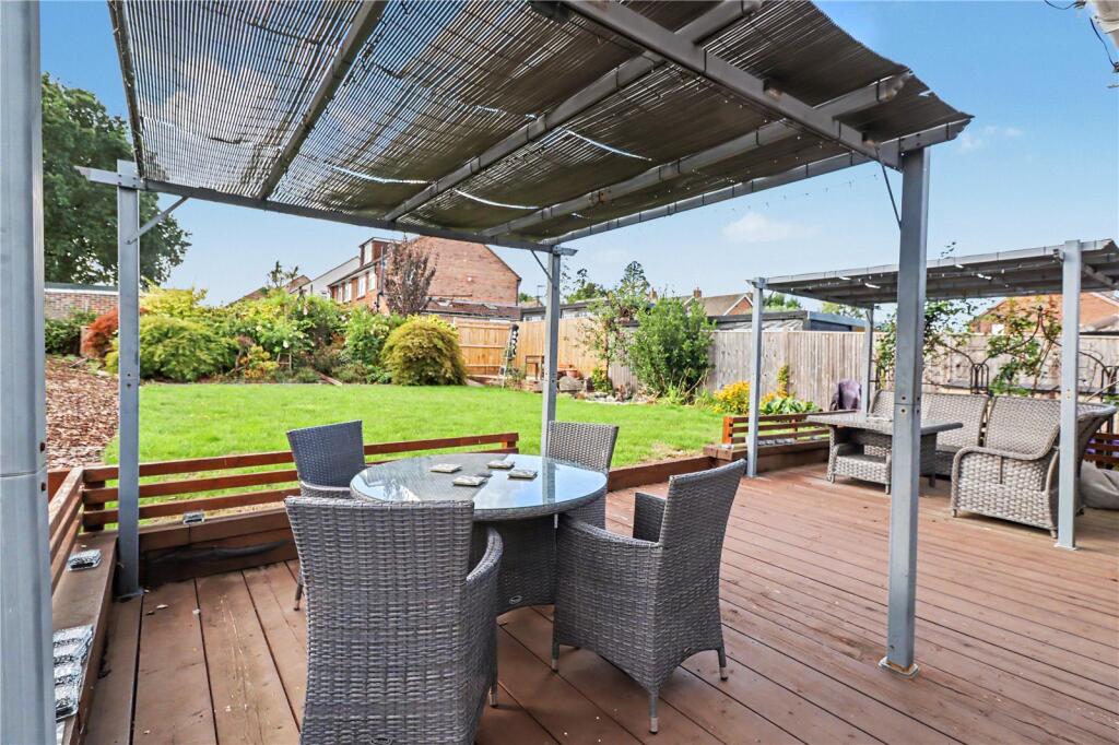 House in Burgess Hill, World's End - View 5