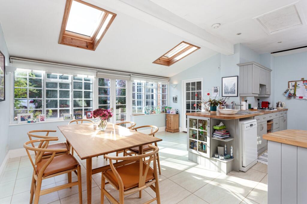 House in York - View 3