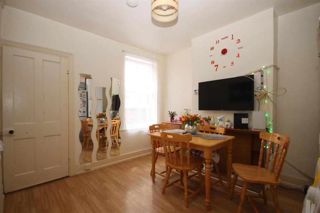 Southville Road, Bedford photo 2