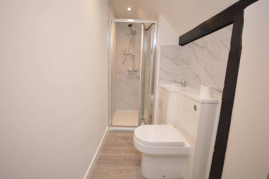 Apartment in Chelmsford - View 5
