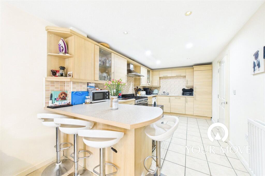 Nelson Close, Harleston, Norfolk, IP20 photo 2