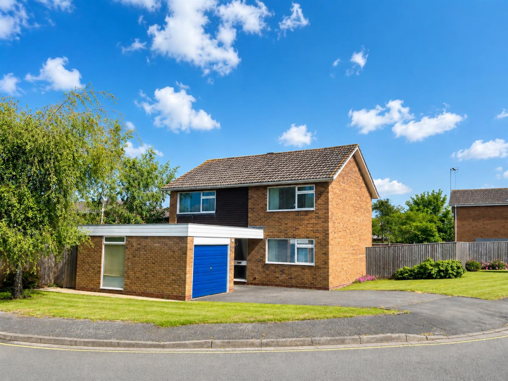 Main image of property: Larch Close, Stratford-Upon-Avon