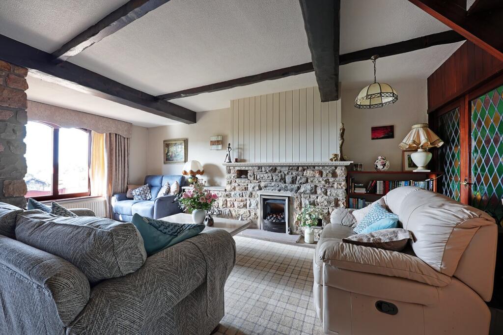 House in Ribble Valley, Sabden - More