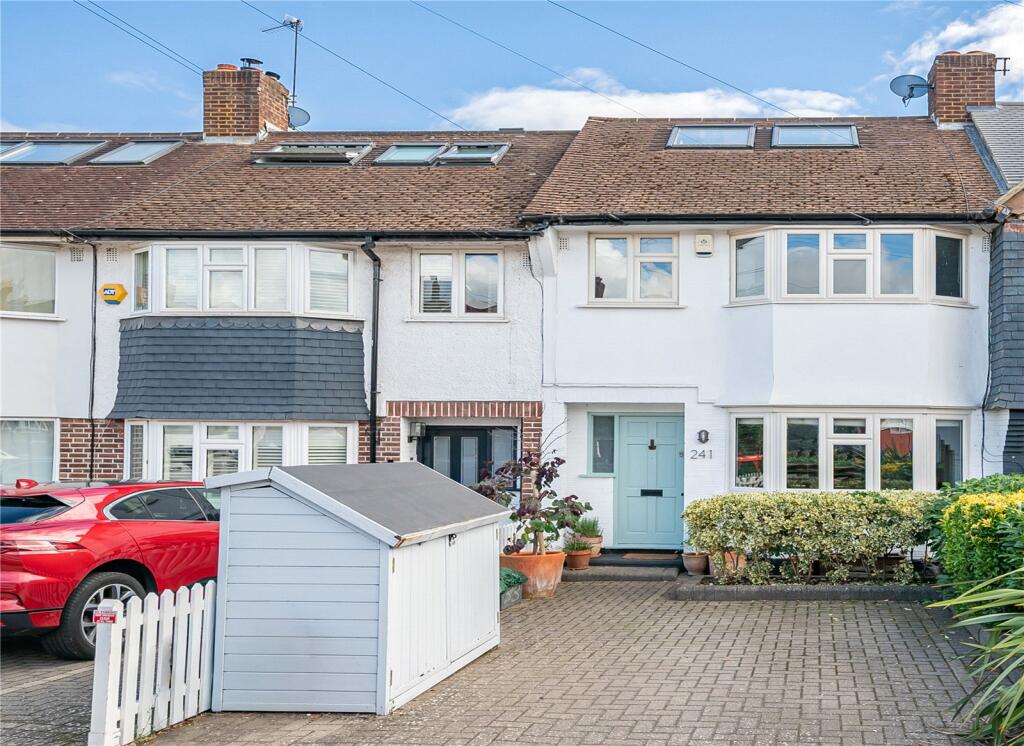 House in London, Whitton