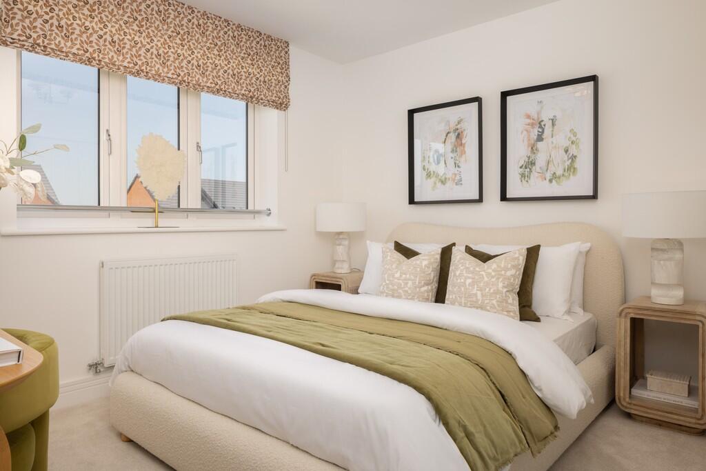 House in Vale of White Horse, Shrivenham - More