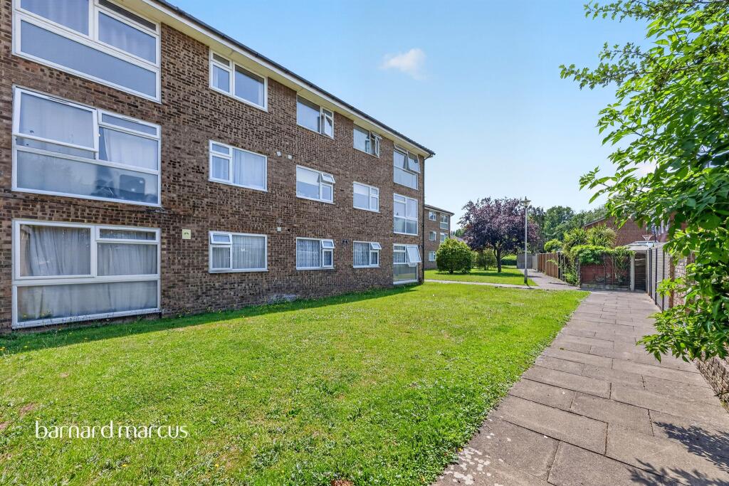Main image of property: Mortlake Close, Croydon