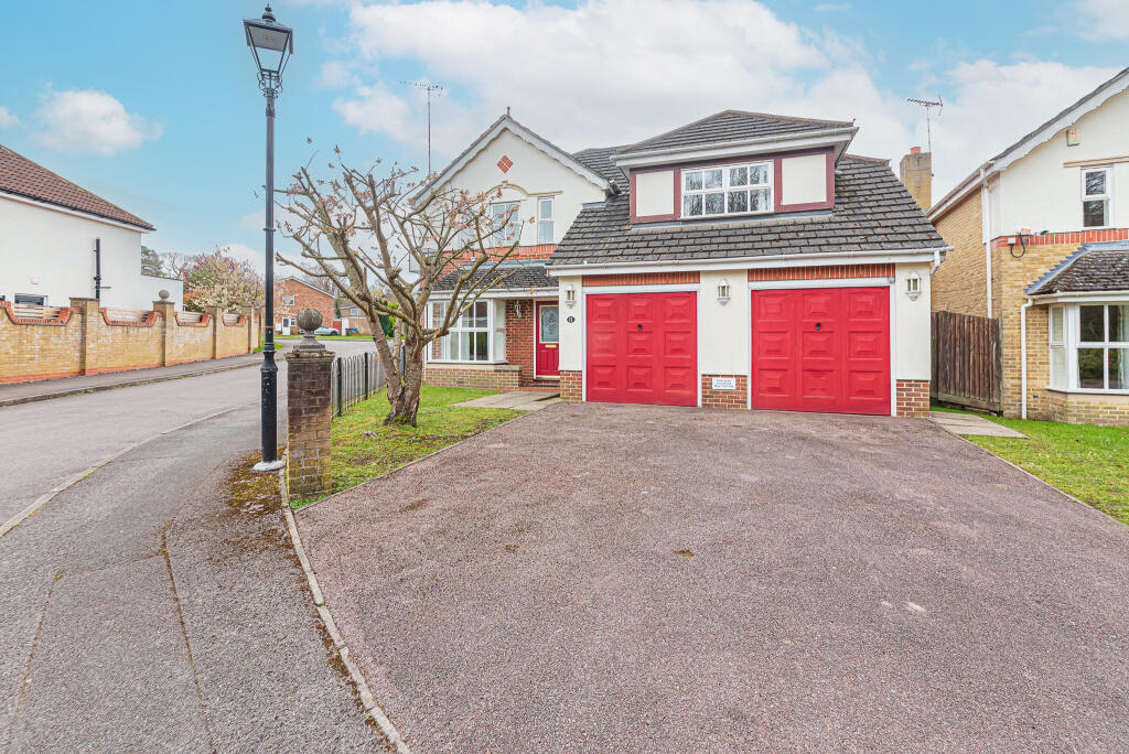 Main image of property: Langdale Drive, Ascot, Berkshire, SL5 8TQ