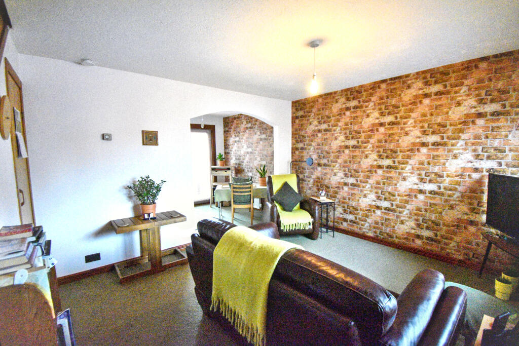 Bellfield Court, Hurlford, East Ayrshire photo 4