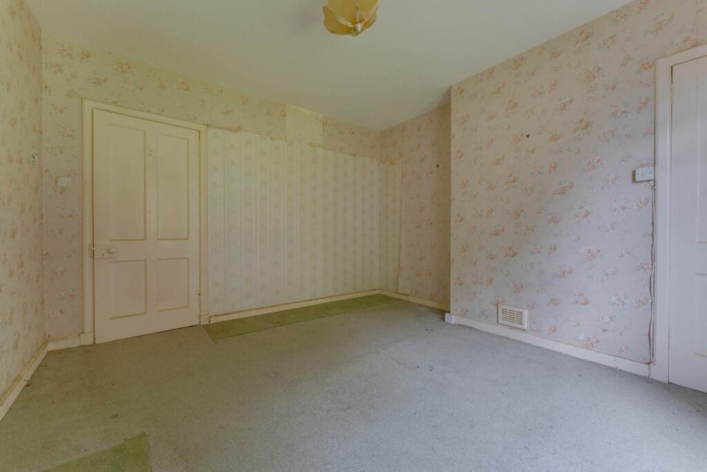 Finlaystone Road, Kilmacolm - More