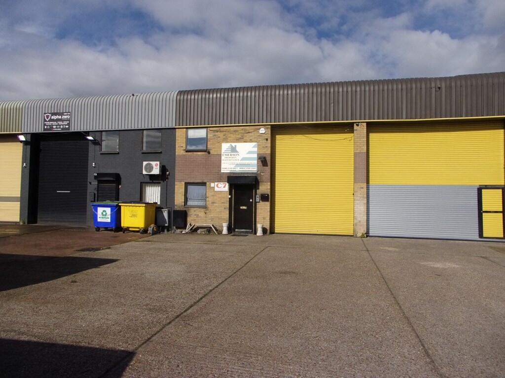 Main image of property: Unit C7, Star Business Centre, Marsh Way, Fairview Industrial Park, Rainham, Greater London, RM13 8UP