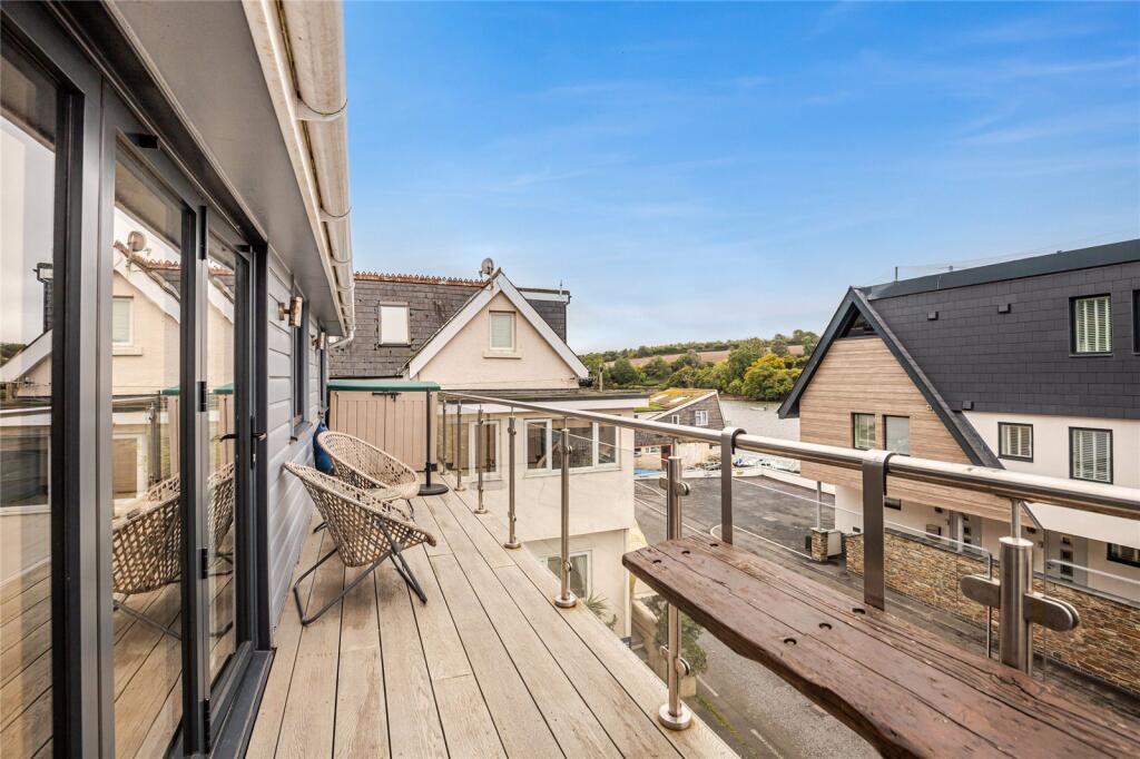 Main image of property: Embankment Road, Kingsbridge