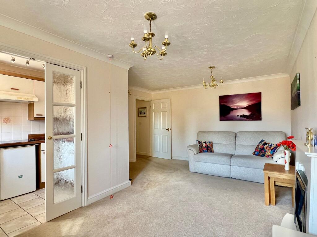 Avongrove Court, Taunton - NO onward chain!, Taunton - NO onward chain!