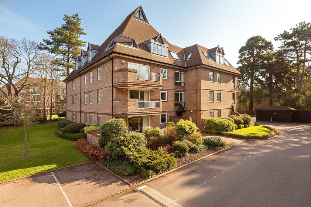 Main image of property: Grange Road, Cambridge, Cambridgeshire