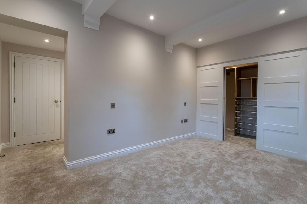 Apartment in Reading - More
