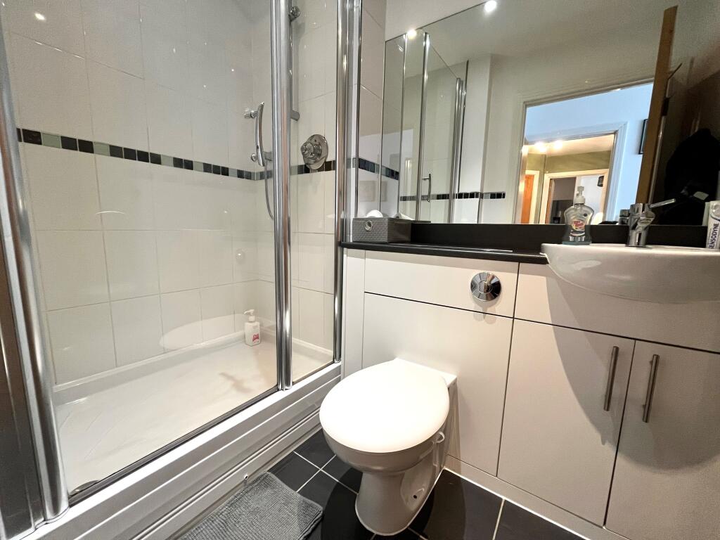 Apartment in Birmingham - More