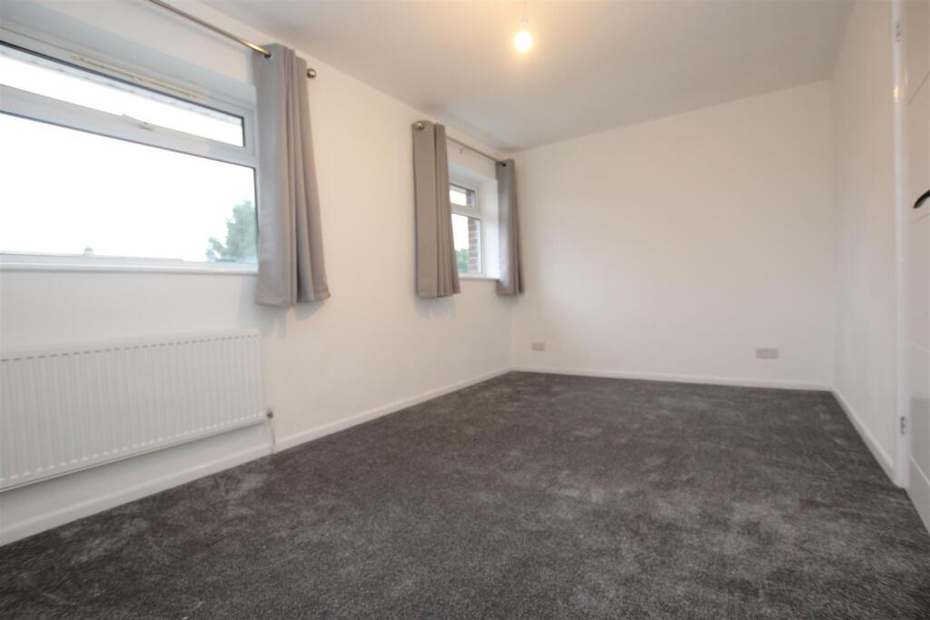 House in Southampton - View 5