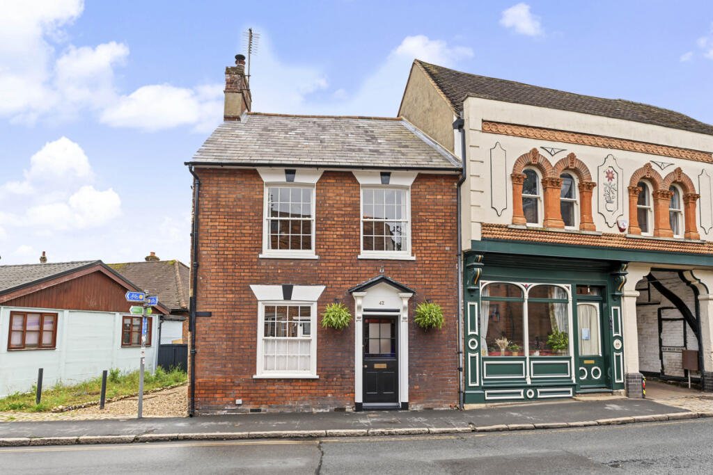 Main image of property: Church Street, Chesham, HP5