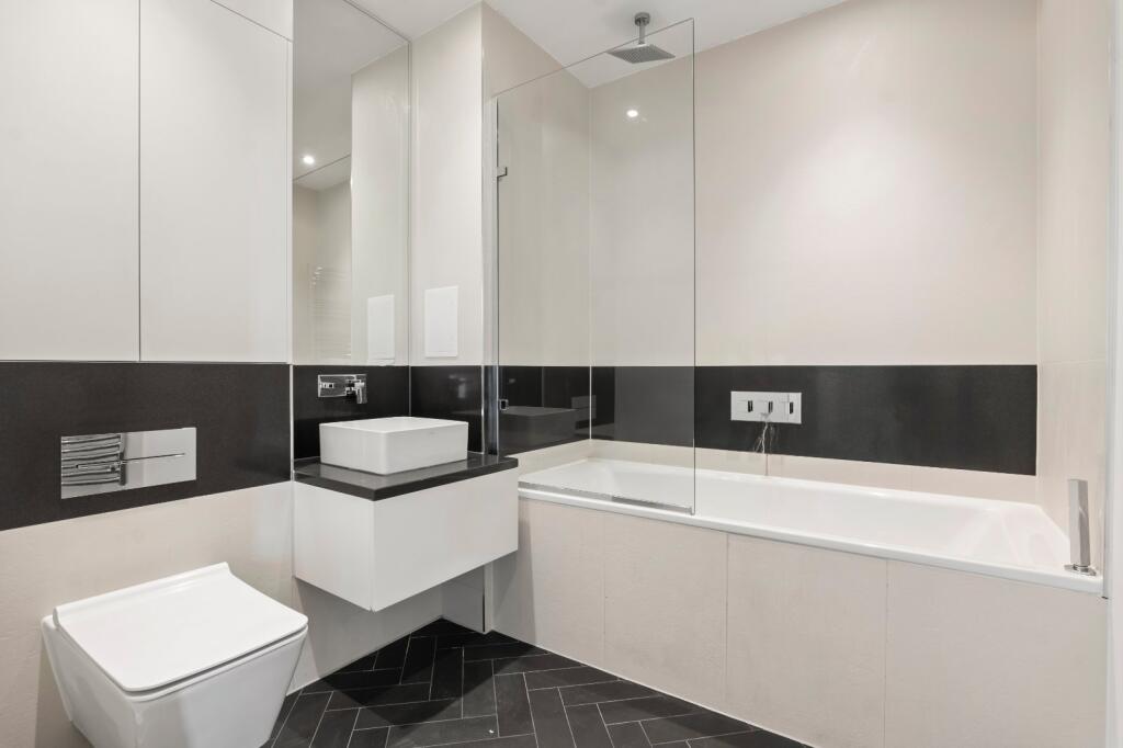 Apartment in London, Hurlingham, Fulham - More