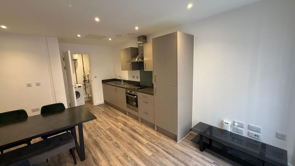 Main image of property: Short Hill, Nottingham, Nottinghamshire, NG1