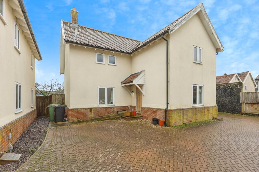 Main image of property: Grapes Close, Attleborough, Norfolk, NR17