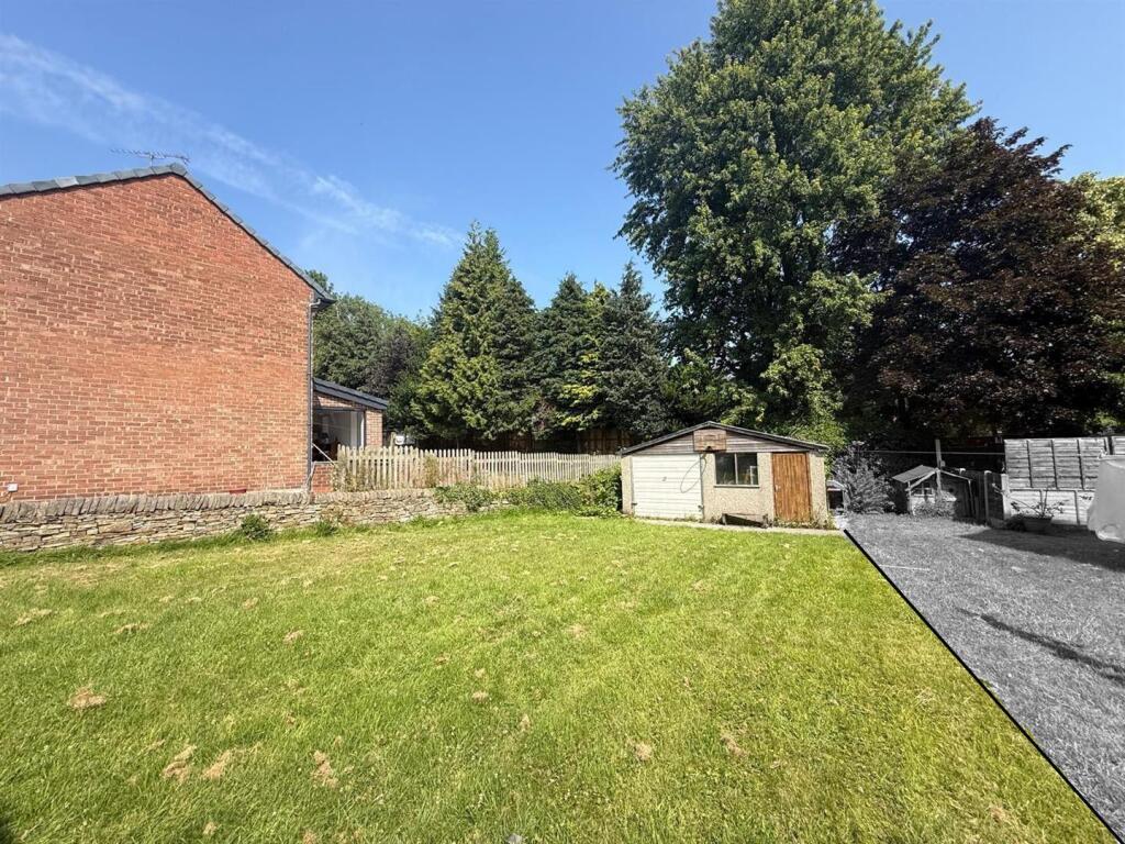 House in Macclesfield, Tytherington - More