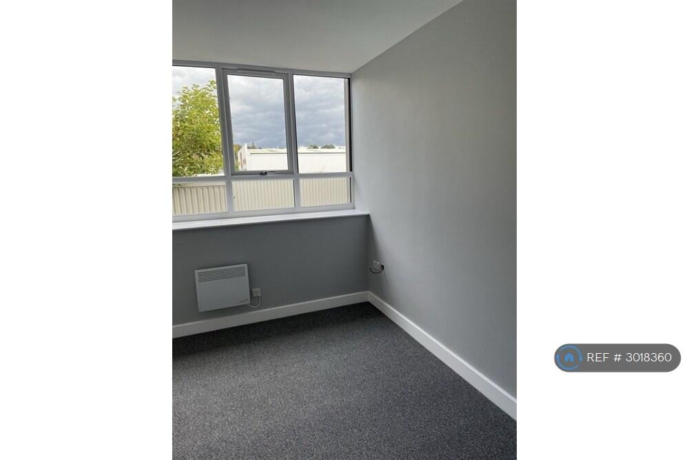 Apartment in Mansfield, Nottinghamshire - More