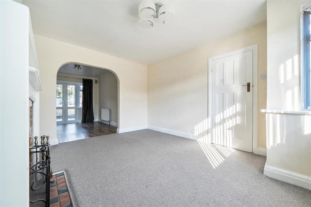 Old Shoreham Road, Southwick photo 4