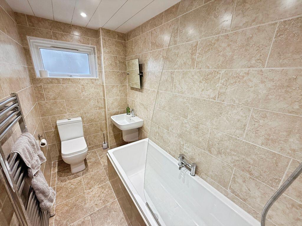 House in Newcastle upon Tyne - View 5
