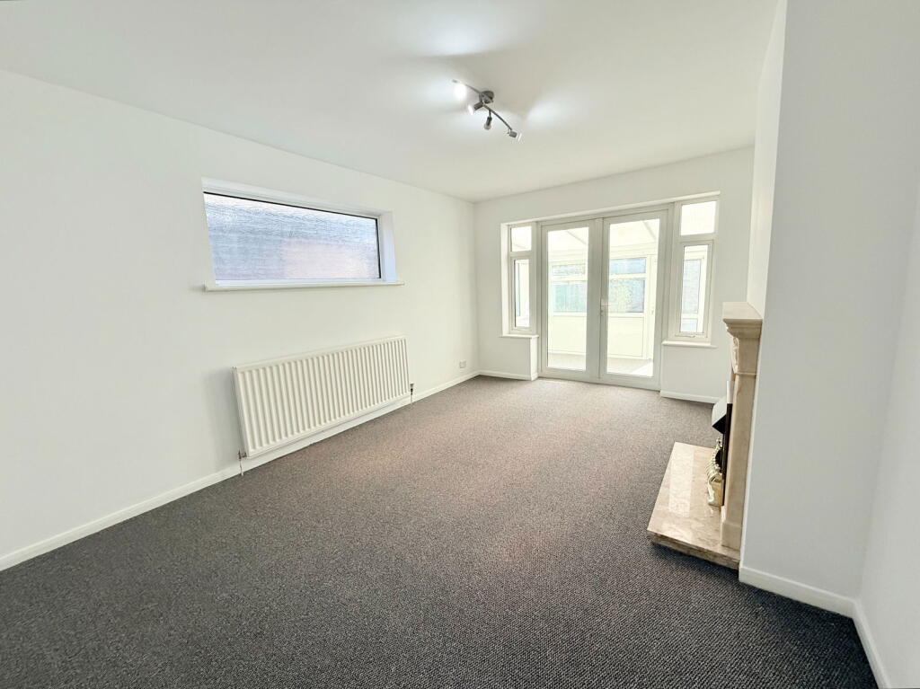 Thornyfield Road, Shirley photo 4