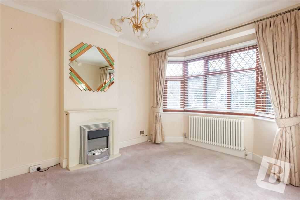 Essex Road, Romford, RM7 - View 5