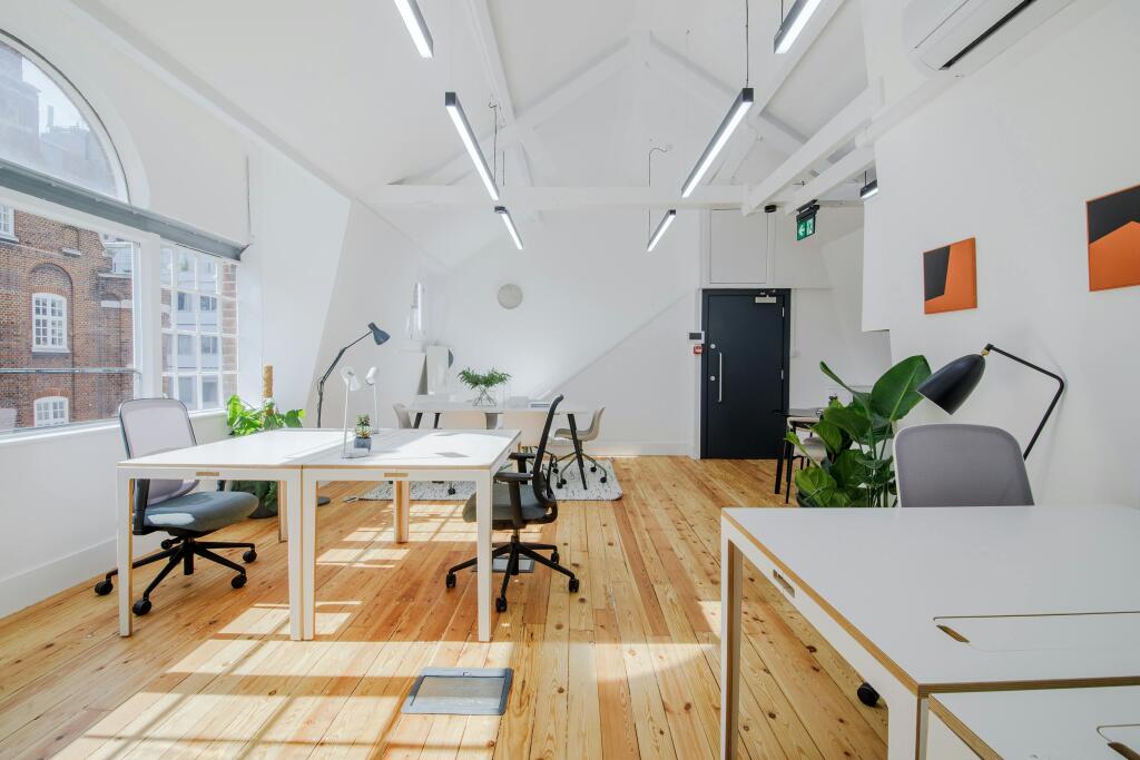 office (13).jpg