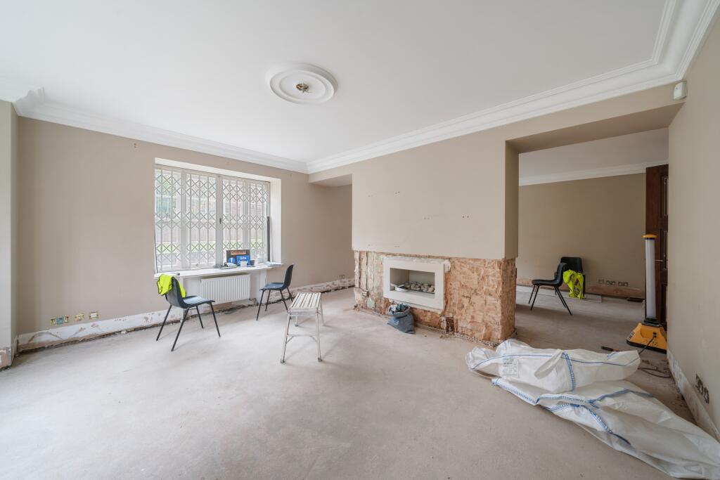 Flat 1, St Stephen’s Close, Avenue Road, London, NW8 6DB photo 5