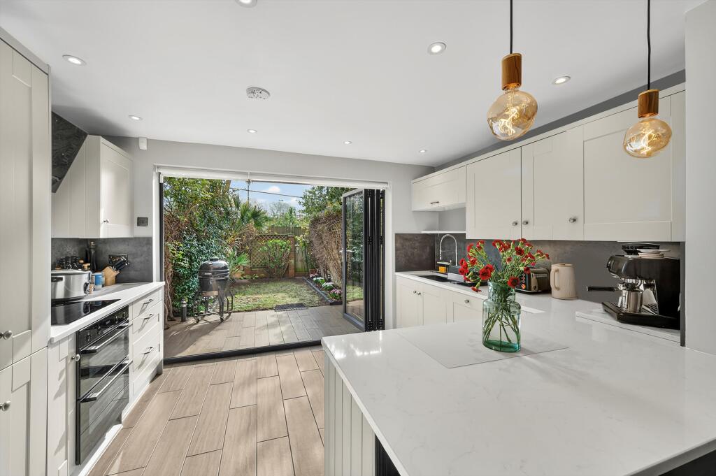 Main image of property: Torrington Place, London E1W