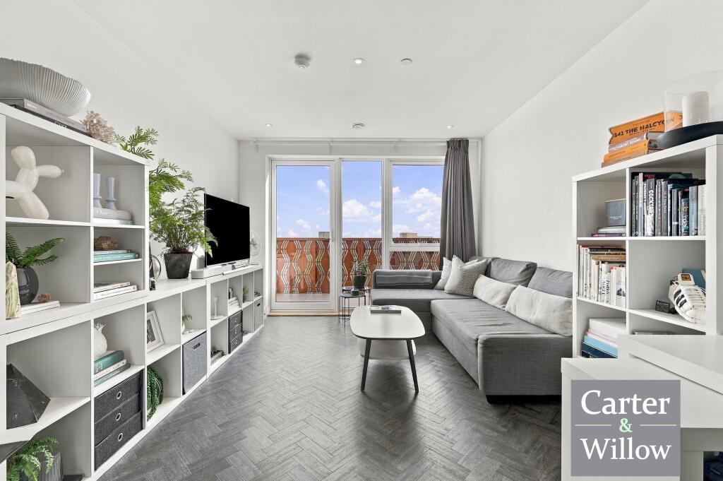 Apartment in Ilford - View 4