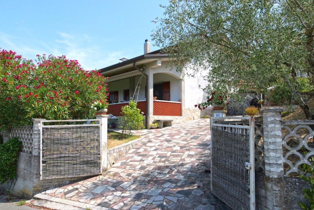 Main image of property: Tuscany, Lunigiana, Fivizzano