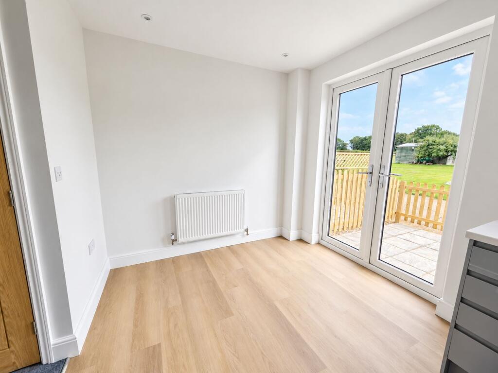 House in Tonbridge - More
