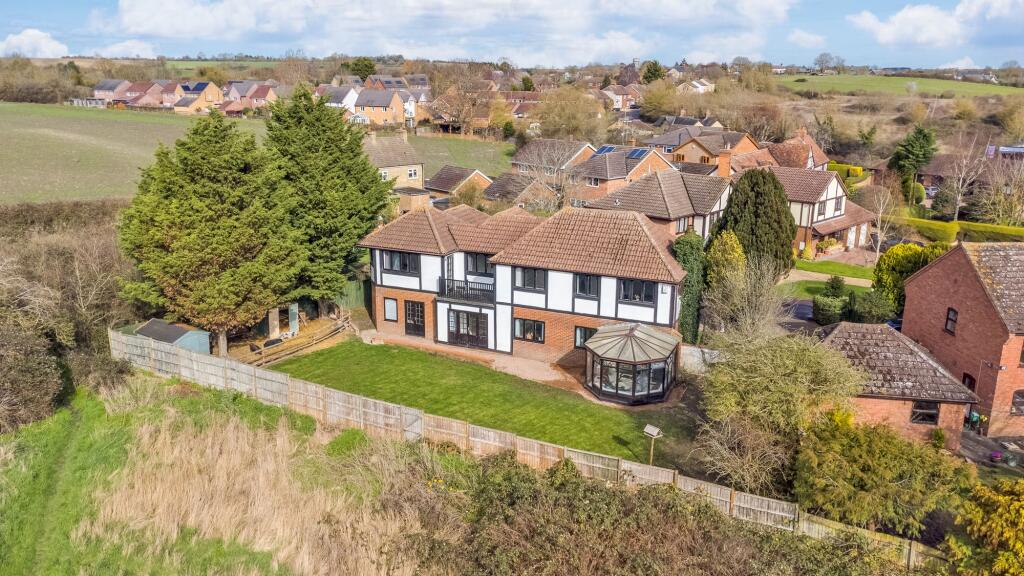 Main image of property: Preslent Close, Shillington, SG5