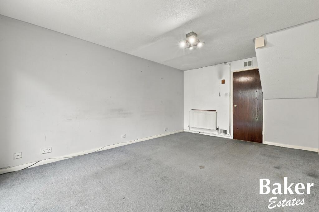 House in London, Hainault - View 3