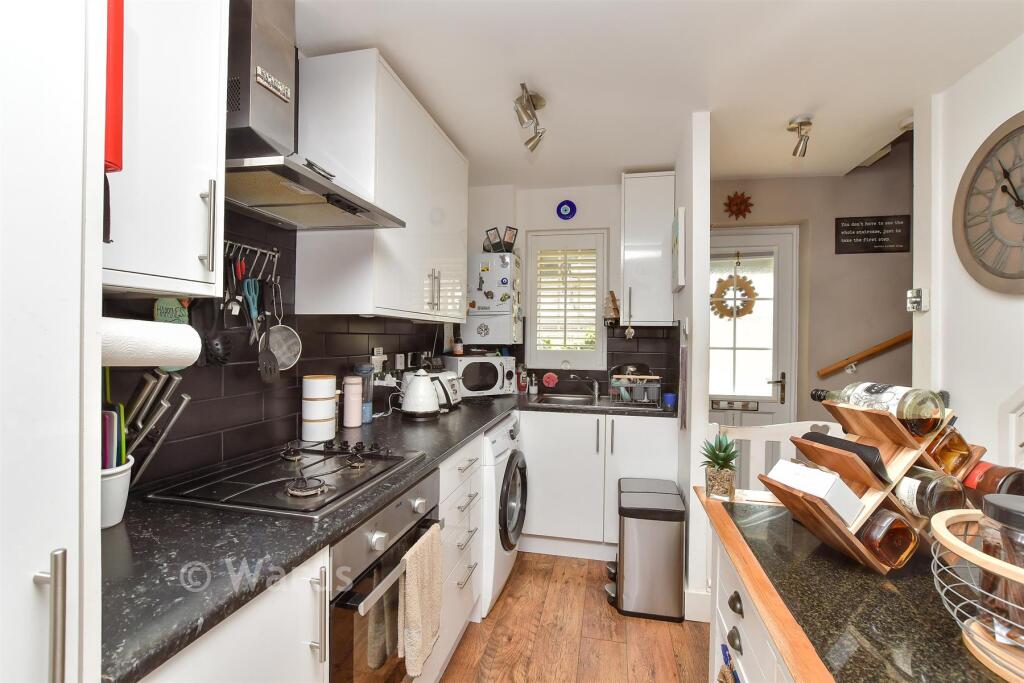 House in Rochester - View 4