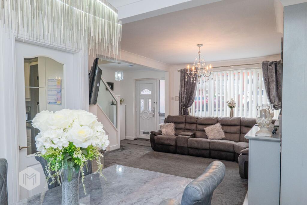 Crompton Avenue, Breightmet, Bolton, BL2 photo 3