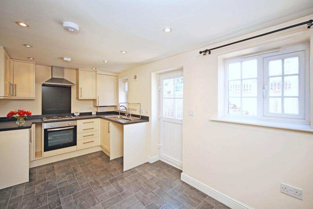House in Stratford-on-Avon, Studley - View 4