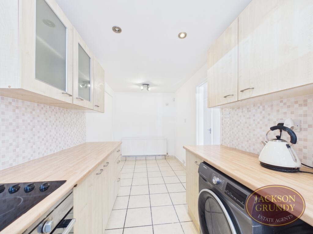 House in Northampton, West Northamptonshire - View 4