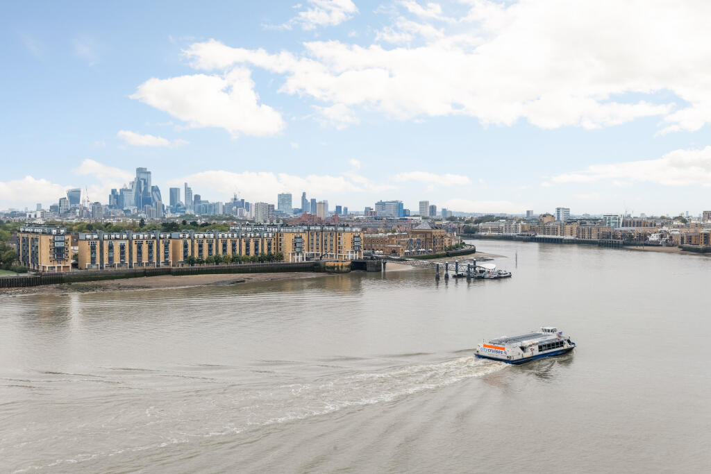 Main image of property: Anchorage Point, Cuba Street, E14