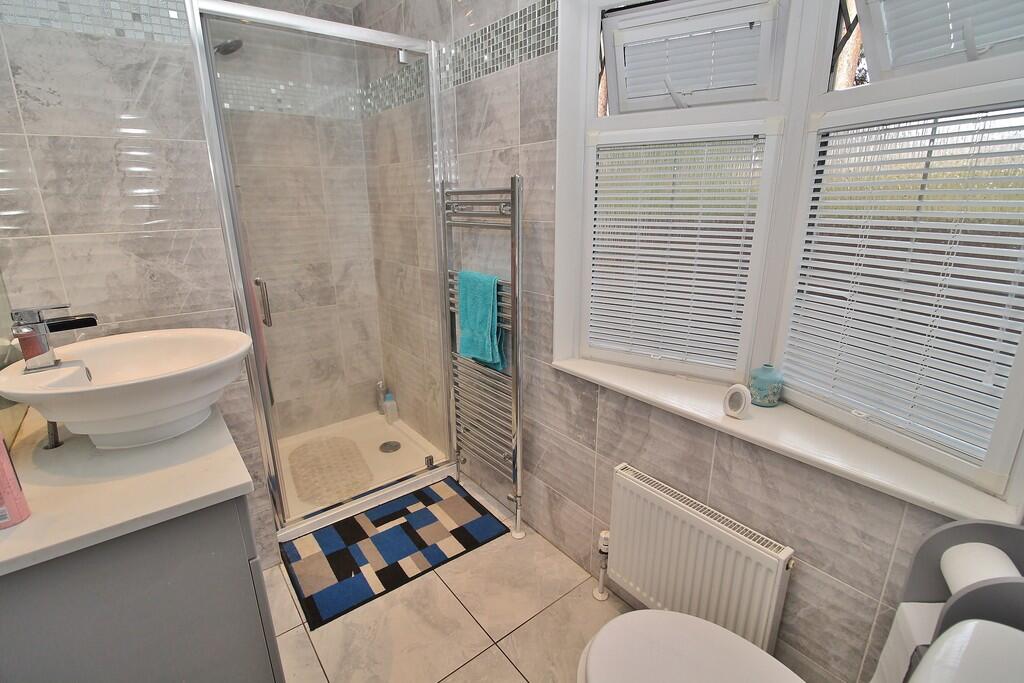 House in East Hampshire, Whitehill - More