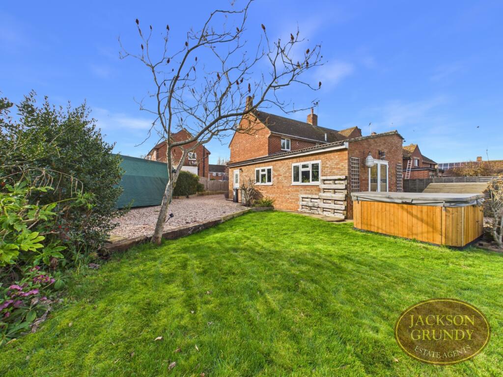 Main image of property: Oaklands, Weedon, NN7 4RH