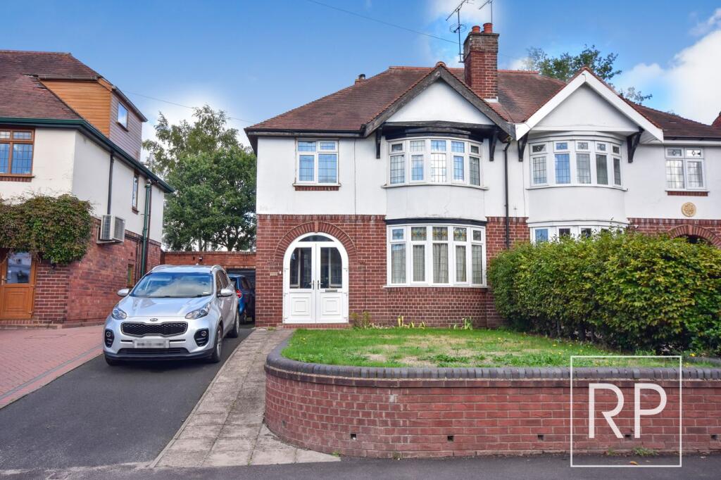 3-bed semi-detached on Chester Road North, Kidderminster, DY10, £295,000