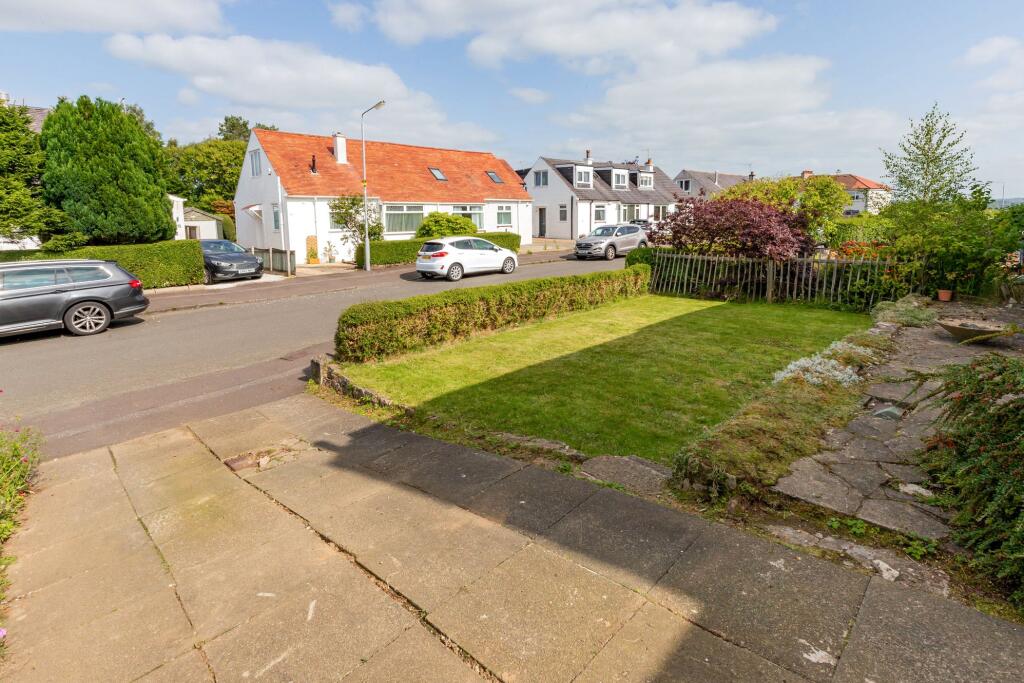 House in Clarkston, Mansefield, Carolside - View 2