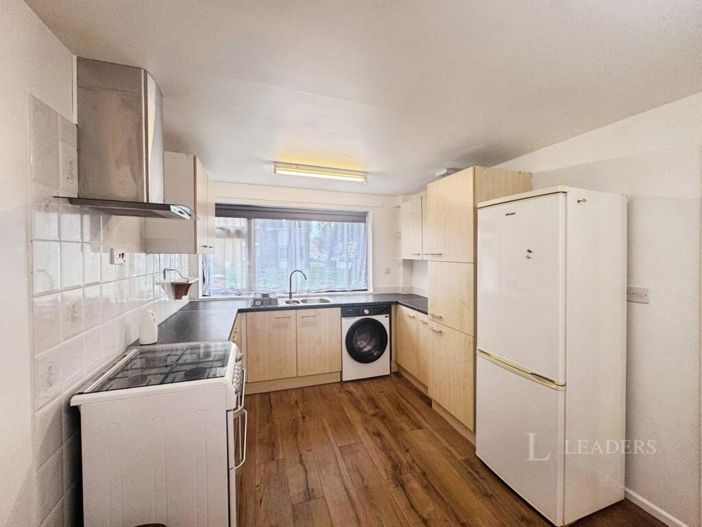 Berkeley Road, Birmingham, West Midlands, B25 photo 4