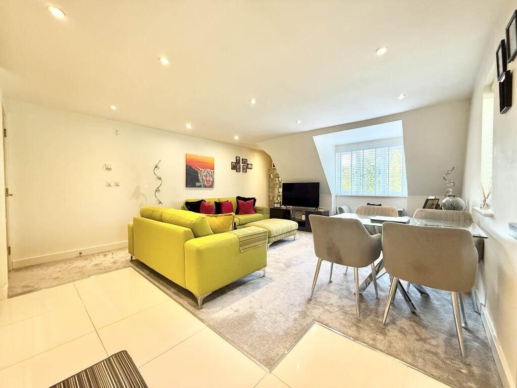 Apartment in Bournemouth, West Moors - More
