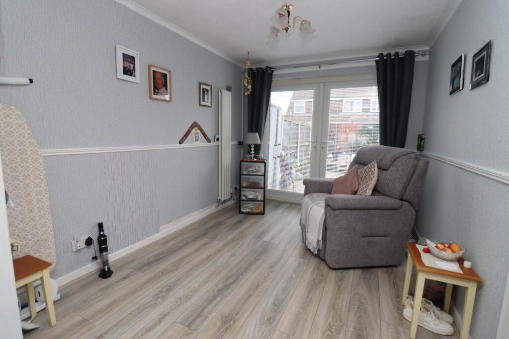 Berwick Avenue, Eastham - More